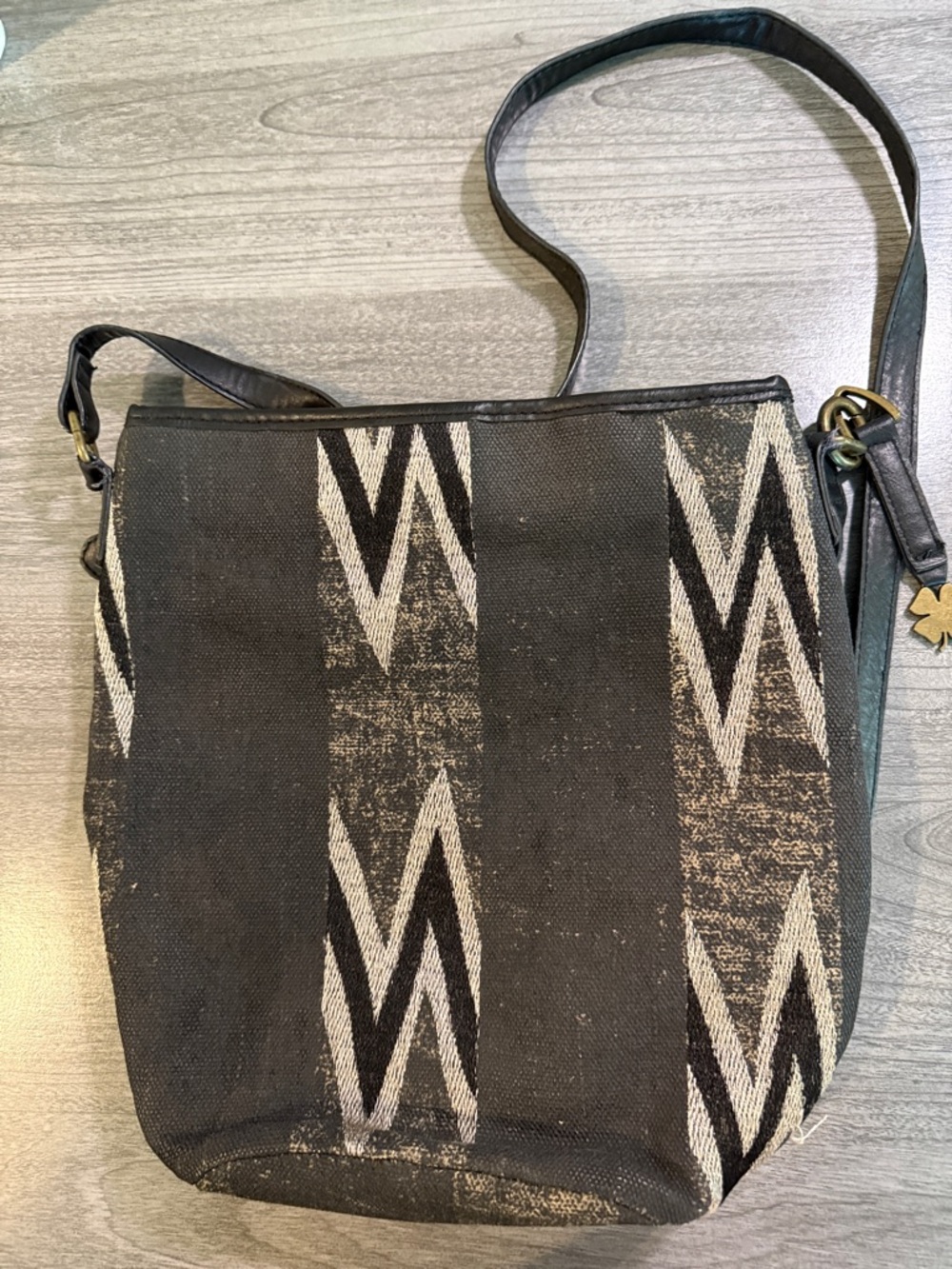 Lucky Brand Black and Cream Geometric Crossbody Bag